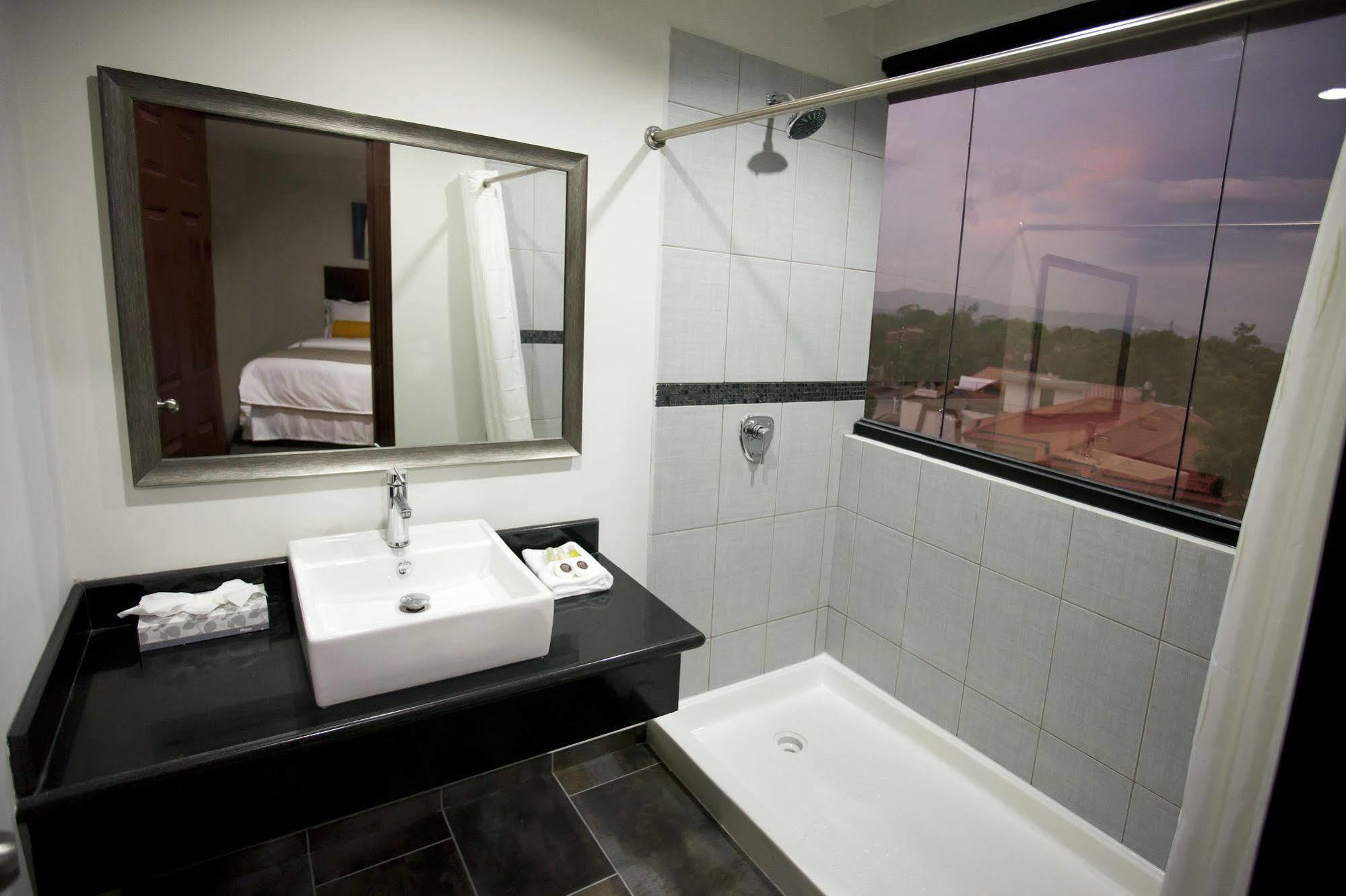 Hotel Los Andes San Pedro Sula Extérieur photo